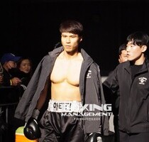 하태진 TKO4R 김민재 (KBM S미들급 4R, 23/11/18 서울)