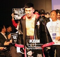 윤덕노 TKO7R 타이슨 고키(WBO 아시아퍼시픽 슈퍼미들급 타이틀매치 12R, 24/11