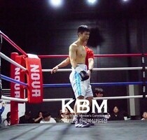 정보영 TKO4R 임상현 ('WE BOX 신인왕전' 라이트급 준결승전 4R, 26/02/2